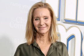 Lisa Kudrow recalls being told she was not “gorgeous” enough for sitcom roles before landing her career-defining role as Phoebe on Friends.