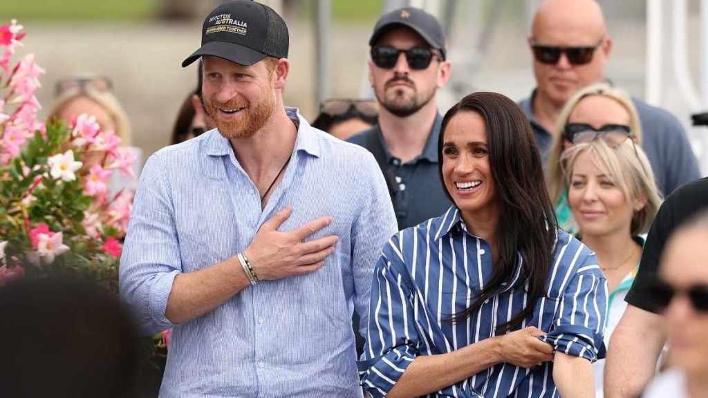 Prince Harry Is Convinced He & Meghan Markle 'Can Win Over British People' — Source