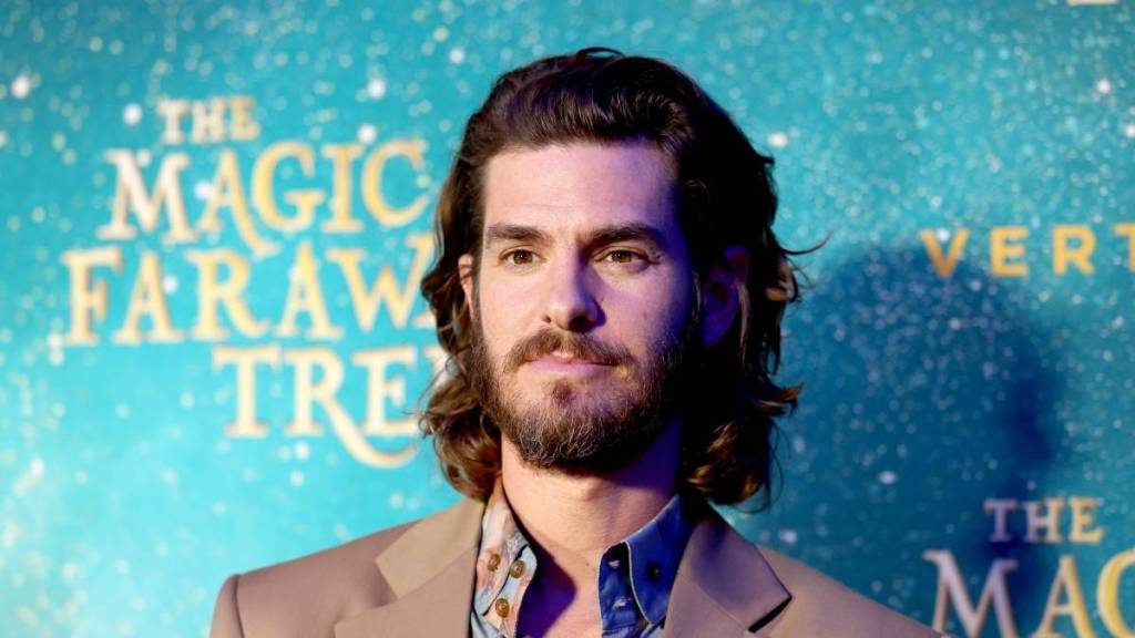 Andrew Garfield Isn’t Giving Up on His Gay Spider-Man Idea
