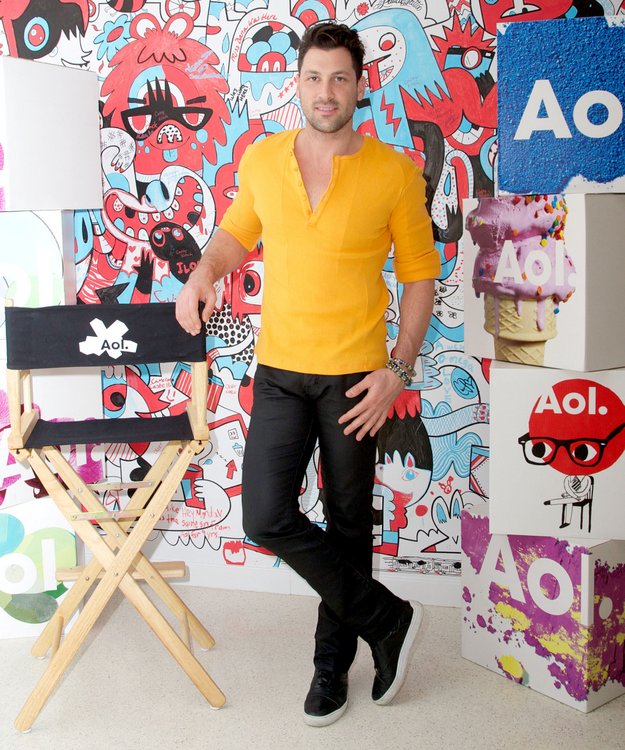 maksim chmerkovskiy aol 291112