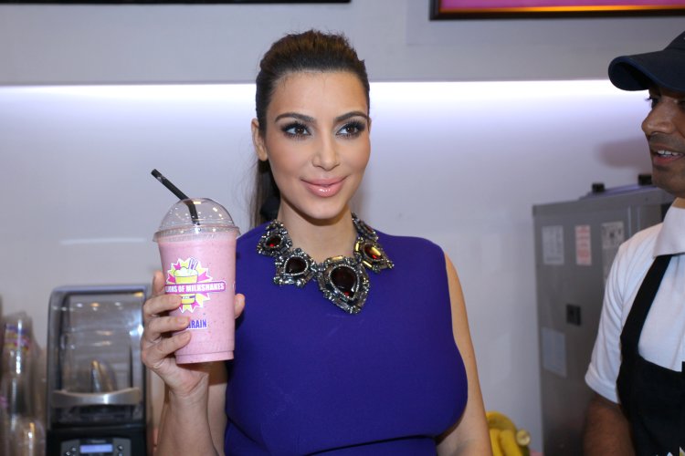 kim k bahrain 021212