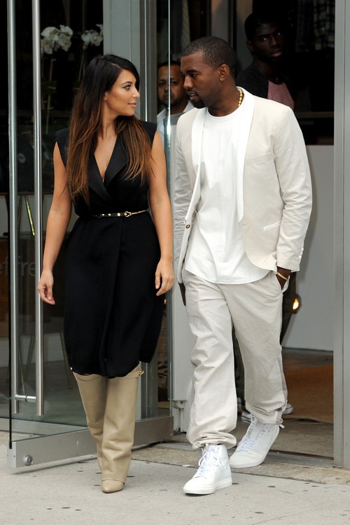 kim kardashian and kanye west shop 2 020912