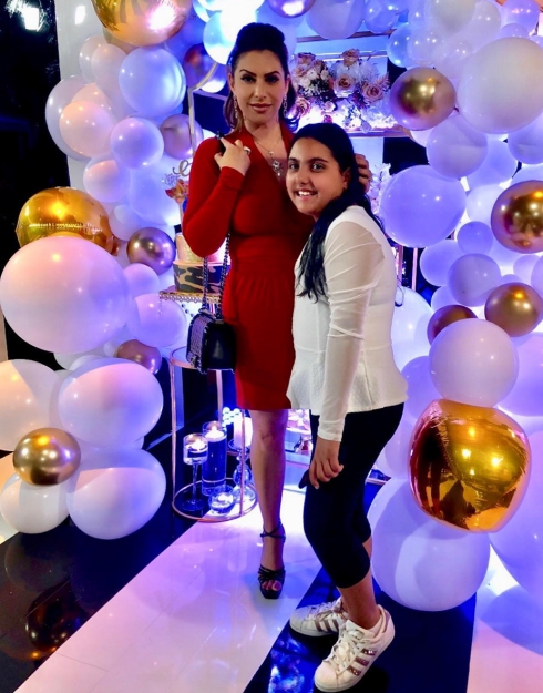 Jennifer Aydin & Her Daughter Gabby