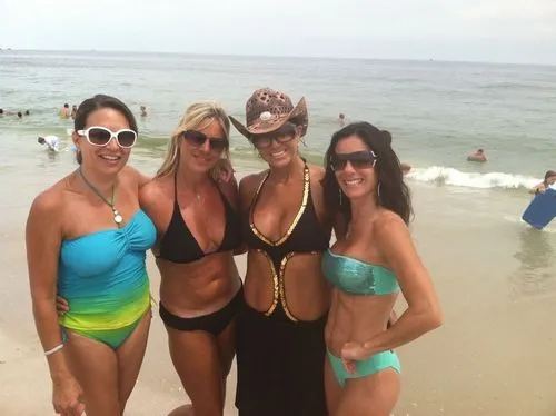 Teresa Giudice Bikini Photos Rhonj 5